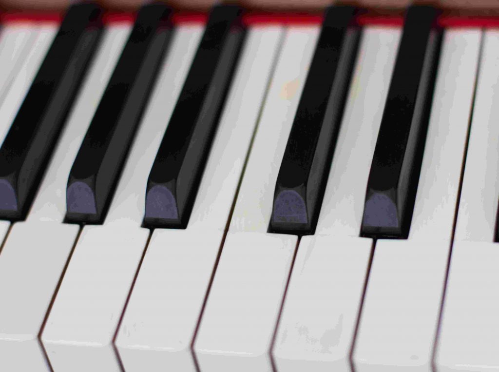 Accordeur piano Saint-Sébastien-sur-Loire Vertou Clisson Vallet